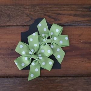 New mint green polka dot set of hair bows.